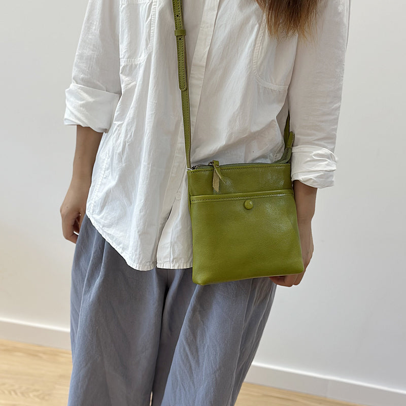 Leather Crossbody Phone Bag，Retro Mini Genuine leather Women's Bag