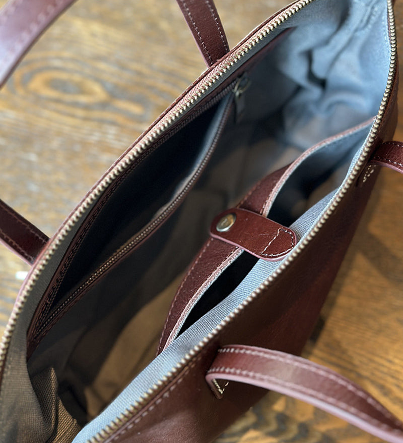 Full Grain Leather Crossbody Bag Vintage Handmade Shoulder Bag Elegant Purse for Women Everyday Leather Satchel