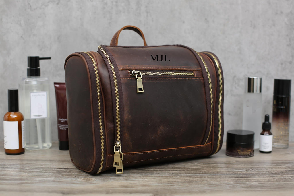 Personalized Hanging Leather Toiletry Bag, Leather Dopp Kit Bag, Groomsmen Gift