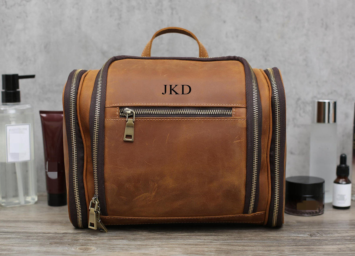Personalized Hanging Leather Toiletry Bag, Leather Dopp Kit Bag, Groomsmen Gift
