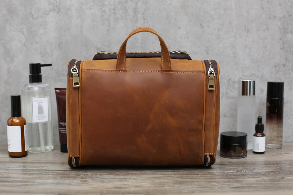 Personalized Hanging Leather Toiletry Bag, Leather Dopp Kit Bag, Groomsmen Gift